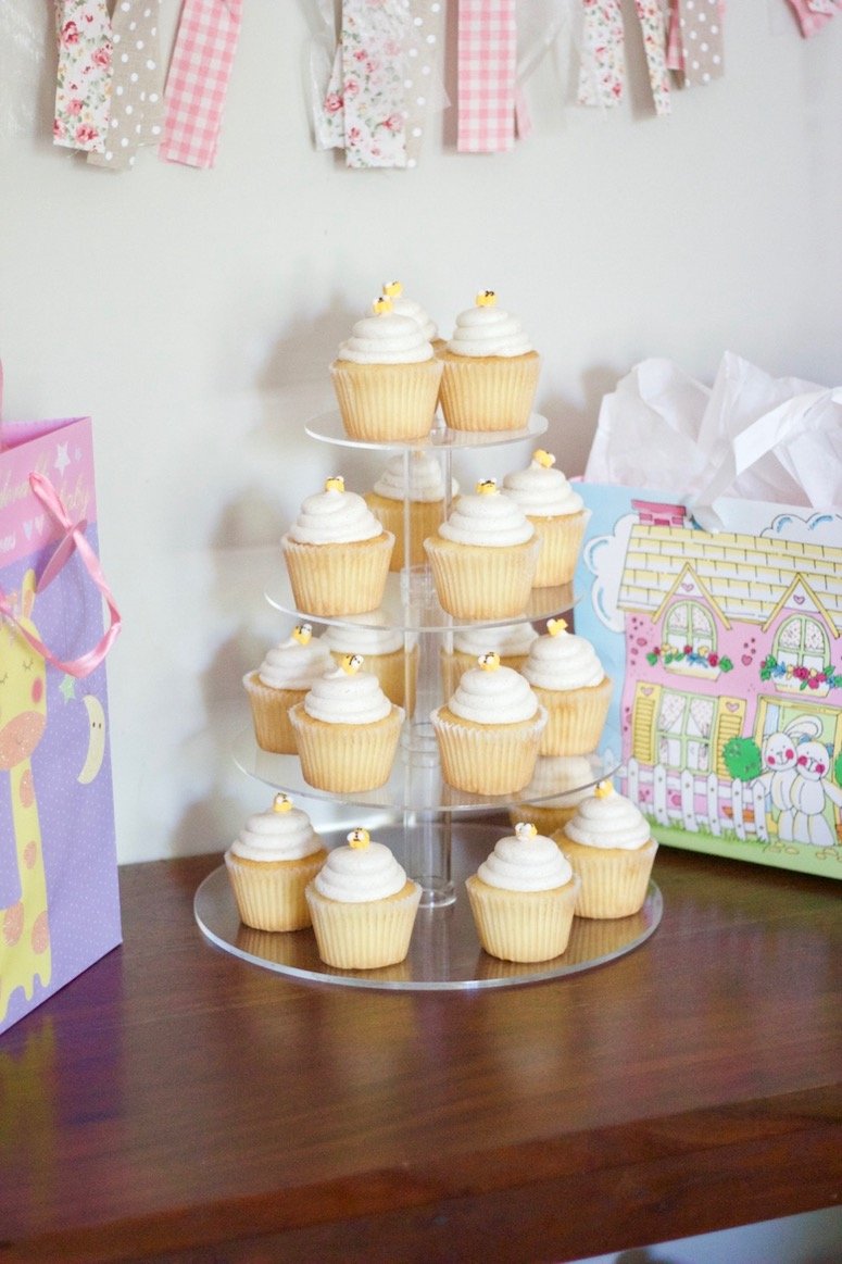 baby girl baby shower ideas, classic winnie the pooh shower