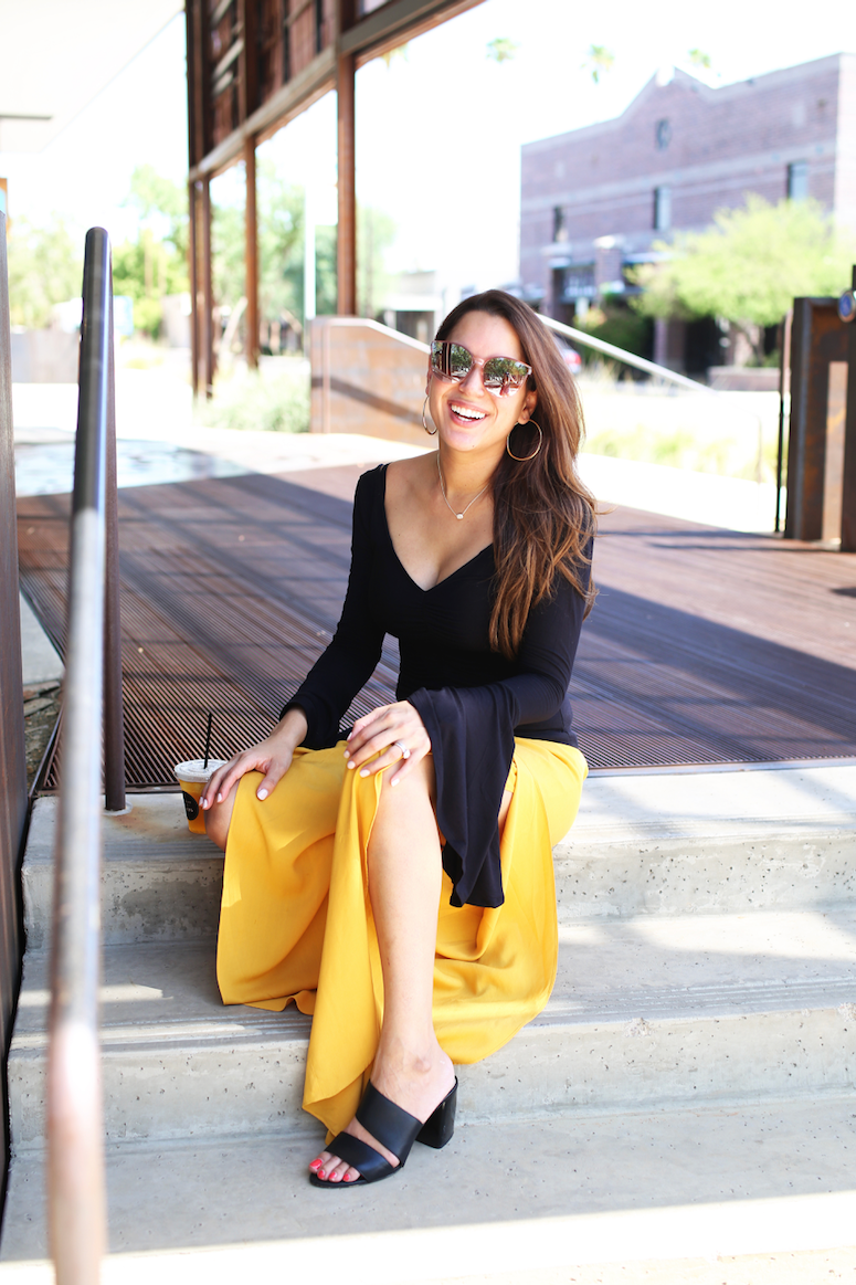 What to Wear with Mustard Yellow Pants