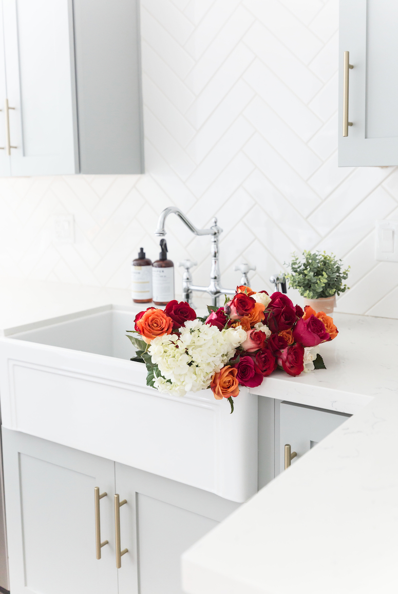 white farmhouse sink