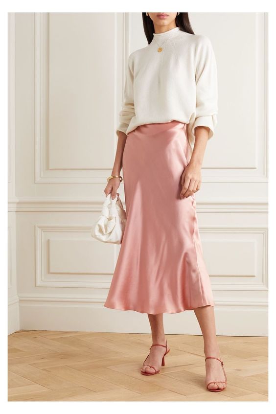 Gorgeous Outfit Ideas with Pink Skirts ...