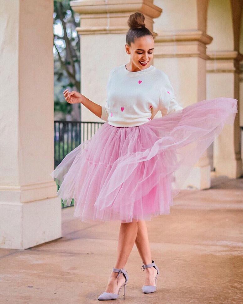 How To Wear Pink Skirts  29 Gorgeous Outfit Ideas with Pink