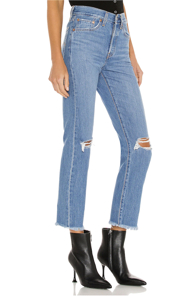 jeans recortados con traje de botines
