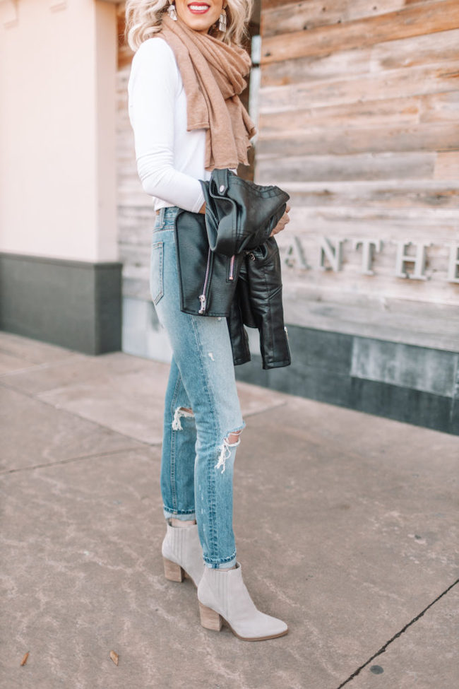 how to wear ankle boots with jeans 