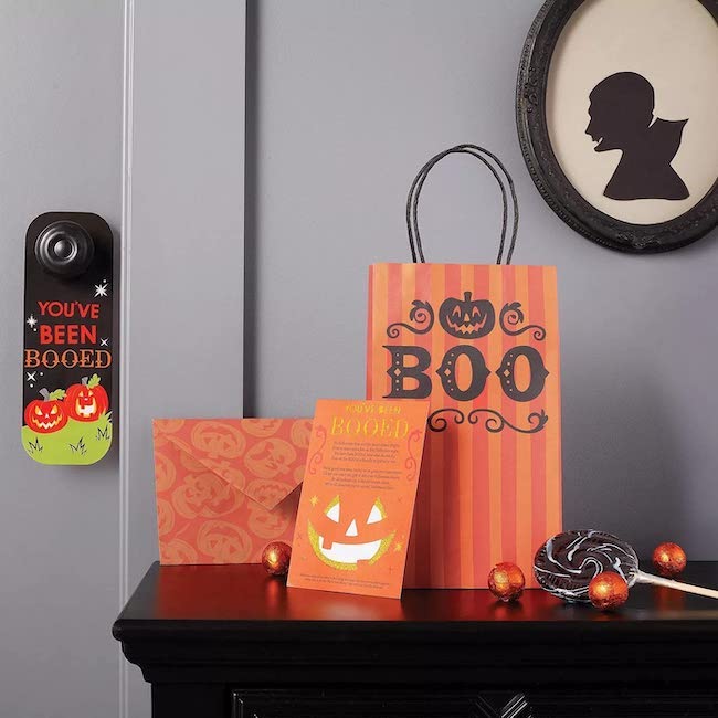 Halloween boo basket kit