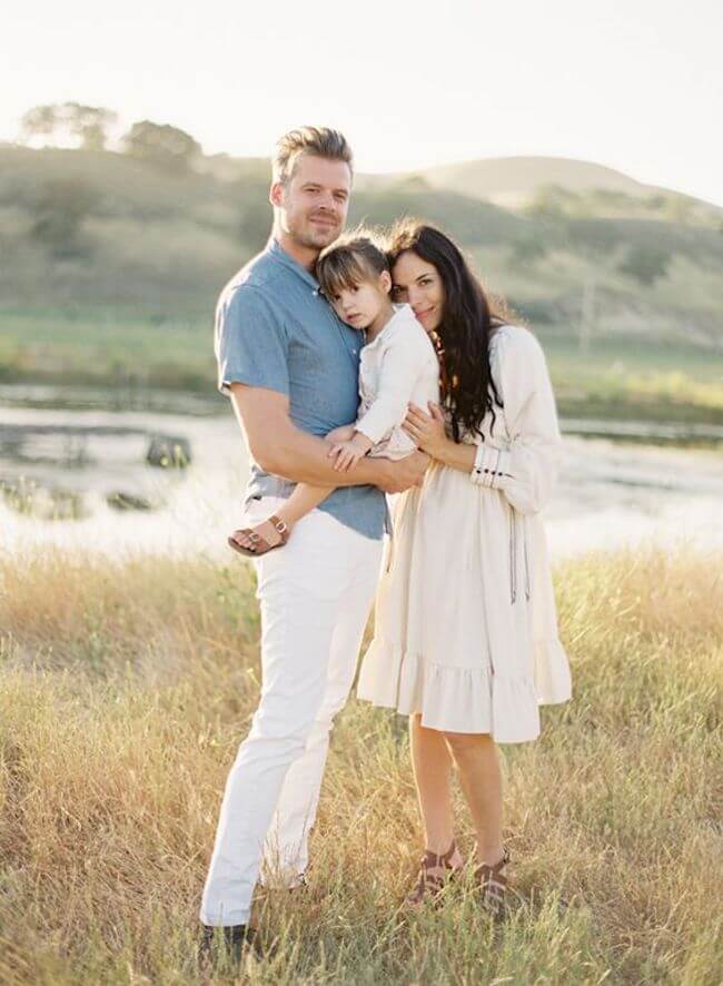 Summer family photoshoot, blue and white outfits