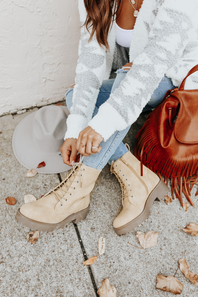 Combat Boots Outfit For Fall - Mia Mia Mine