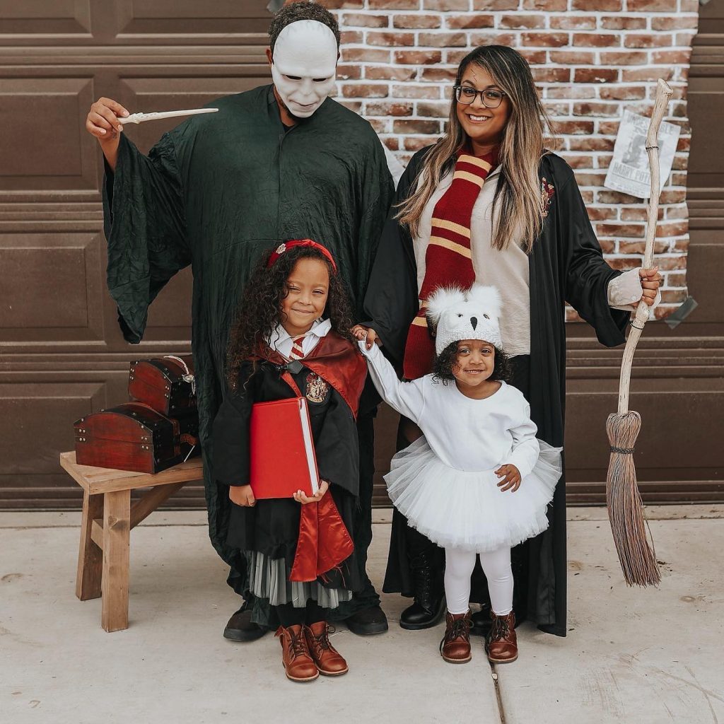 50 Best Family Halloween Costumes With Kids For 2023  Family themed  halloween costumes, Matching family halloween costumes, First halloween  costumes