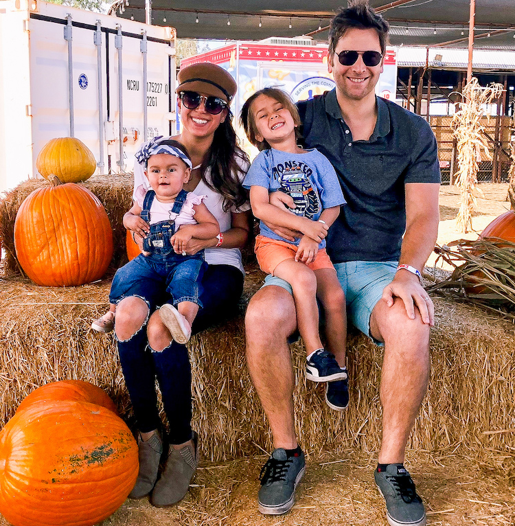 pumpkin patch family photos