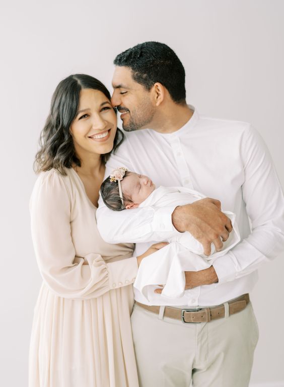 all white outfits for a newborn photoshoot for moms