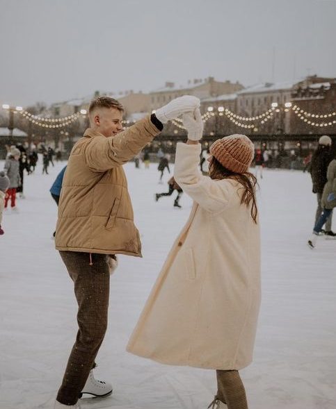 couple ice skating