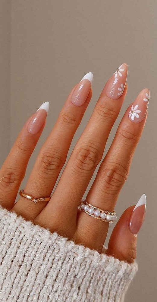 40+ Cute & Fun Spring Nail Designs That You'll Want to Try in 2023 – May  the Ray