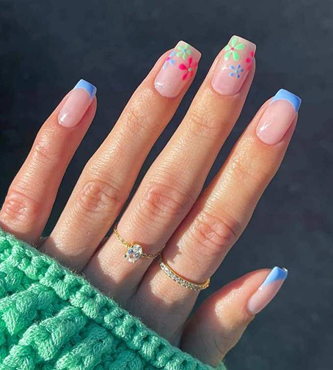 Amazon.com: Blue Press on Nails Short Fake Nails Square Acrylic Nails with  Solid Color Design Summer Cute Press on Nails Full Cover Glue on Nails  Glossy Artificial Nails Stick for Women DIY