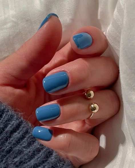 blue short nails for back to school