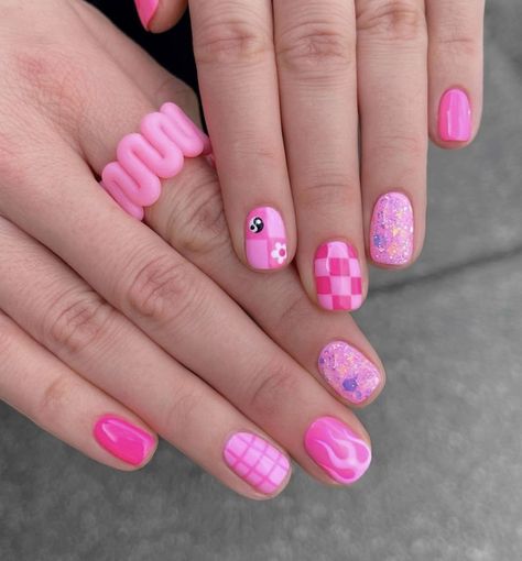 Fun barbie pink inspired patterned nails
