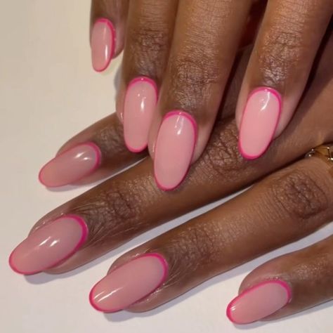 nail outline design in barbie pink