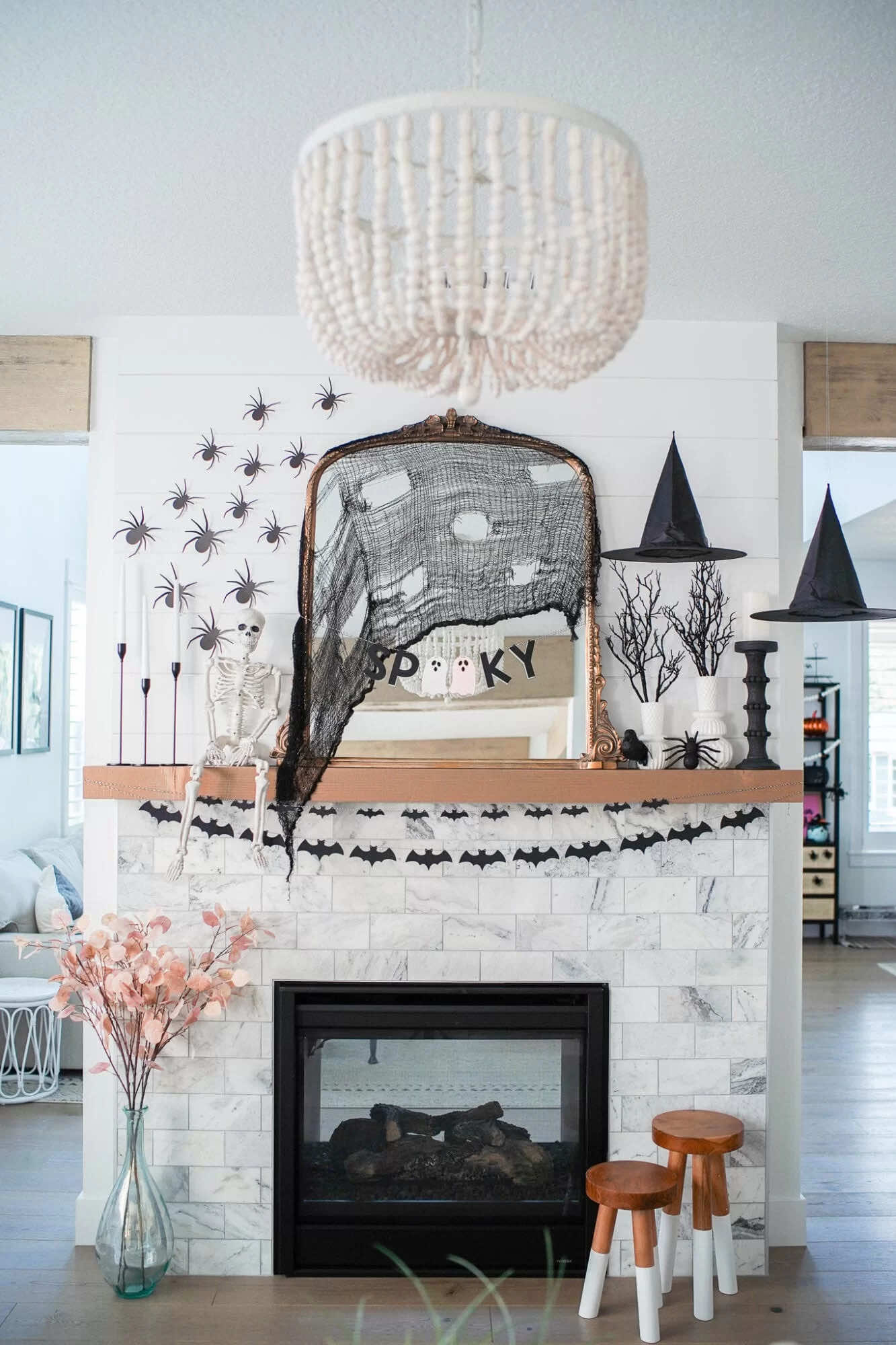 35 Pretty in Pink Halloween Decor Ideas