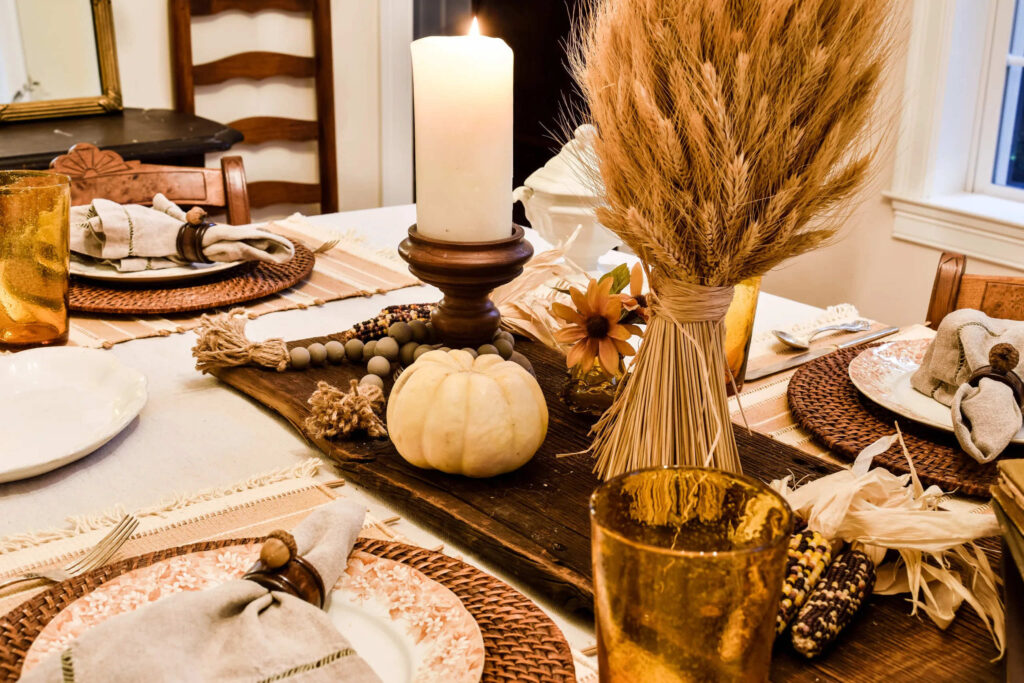 neutral thanksgiving table decor, earth tones