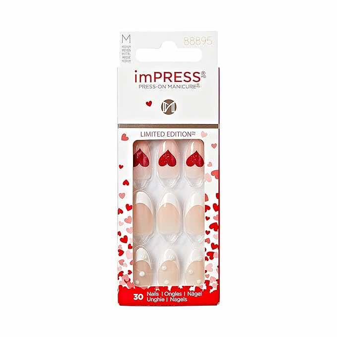 cute press on nail set for Valentine's day 