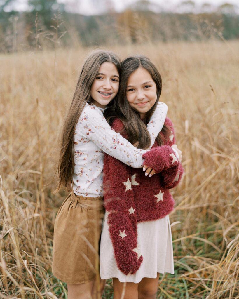 winter family photo outfit inspo for kids
