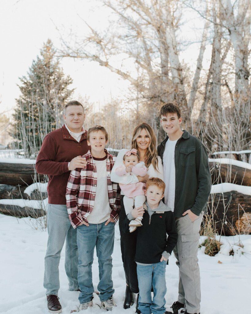 winter family picture idea