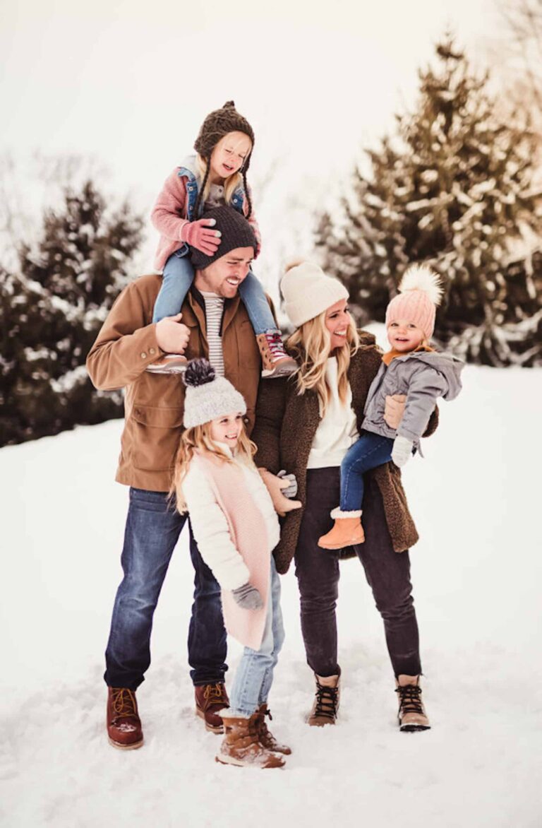 winter family photoshoot