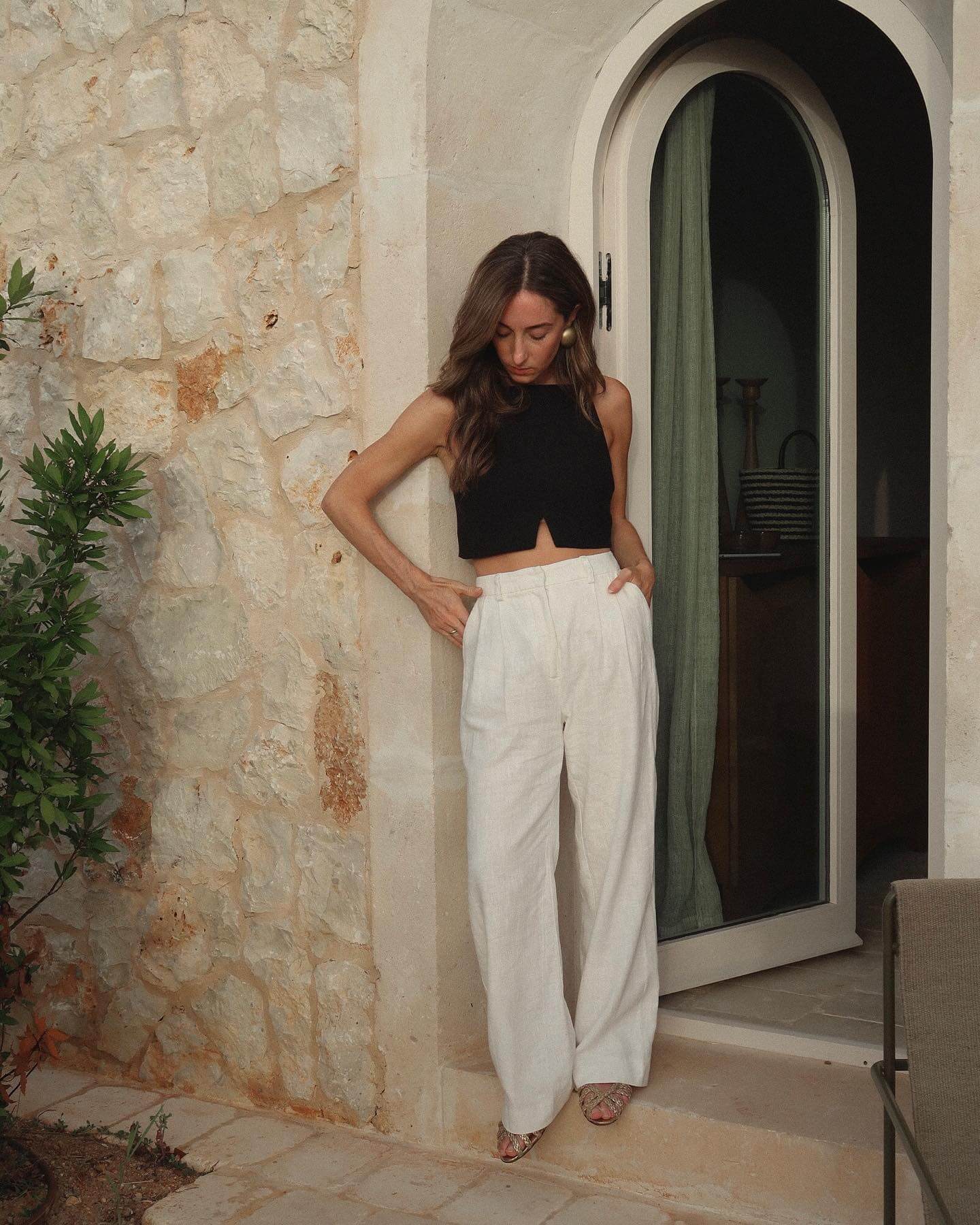 linen pants outfit