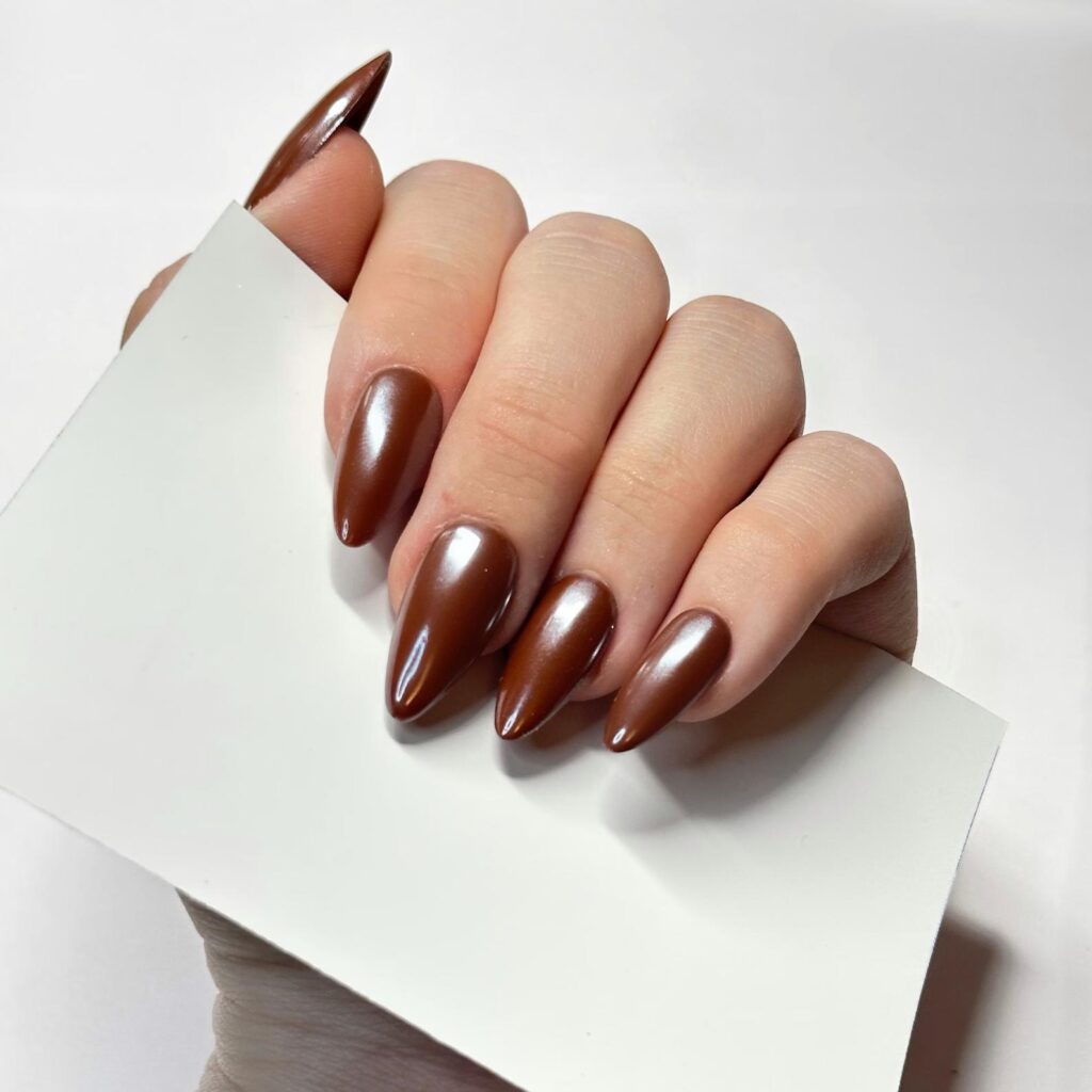 cute brown nail ideas for fall