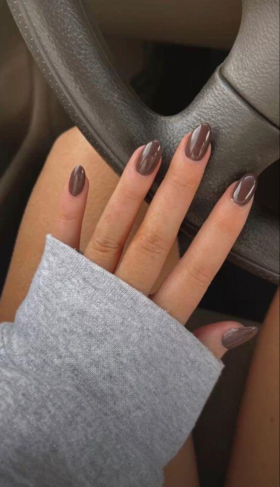 cute brown nail ideas for fall