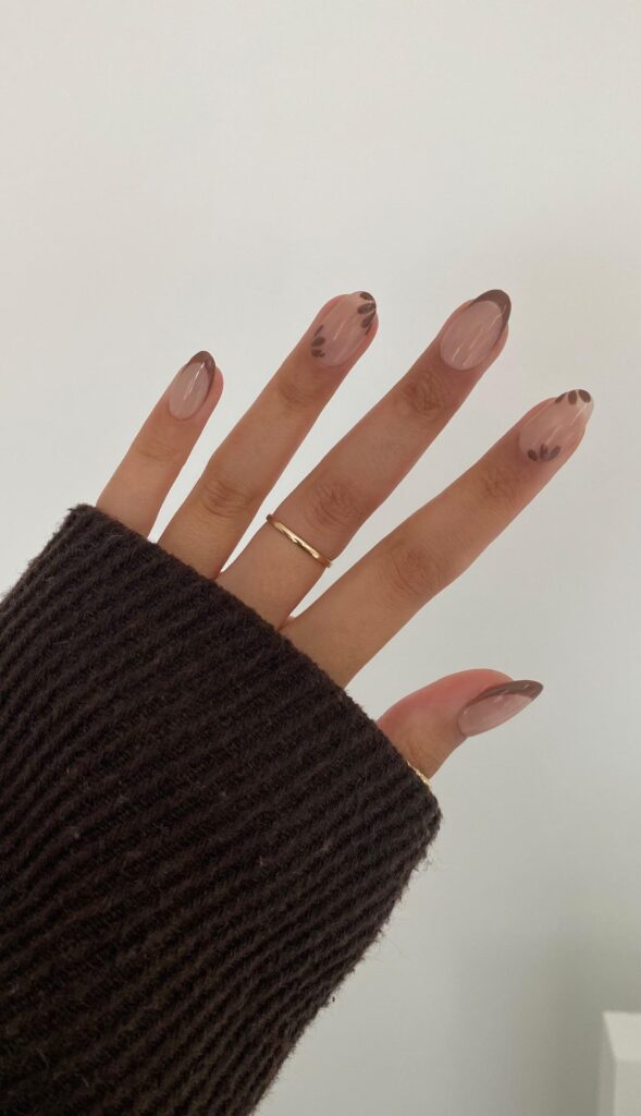 cute brown nail ideas for fall