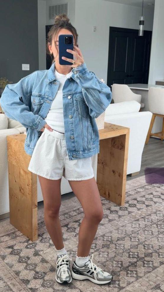cute looks for baseball mom