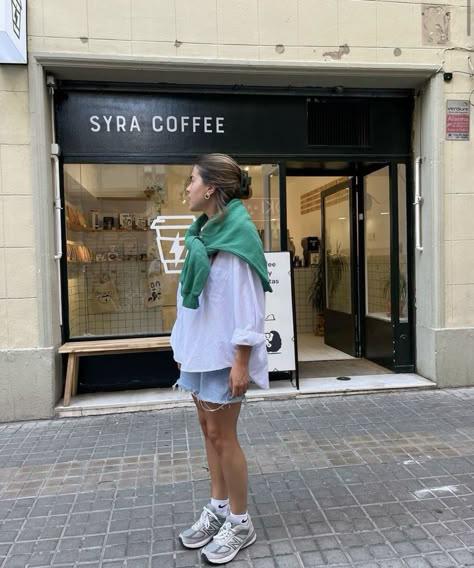 rainy day warm weather outfits