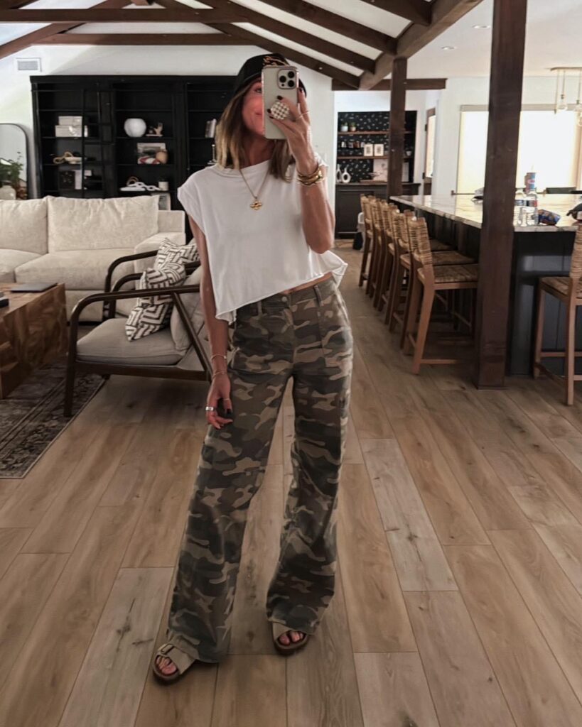 chic cute school drop off outfits for moms