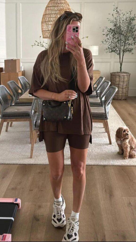 cozy school drop off outfits for moms